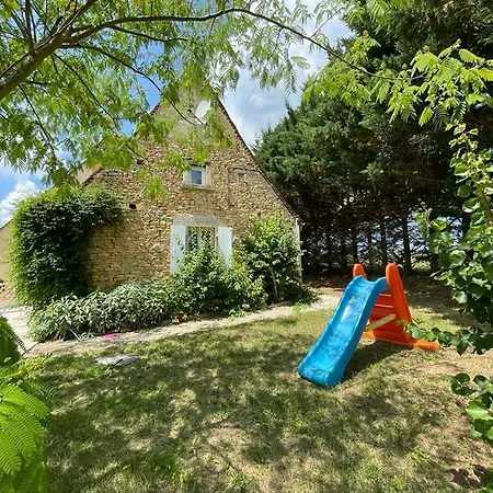 Beautiful 4 Bedroom Country Sleeps 7 Saint-Cybranet