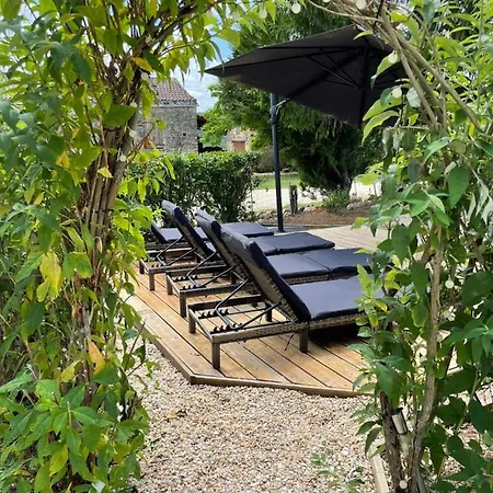 Beautiful 4 Bedroom Country Sleeps 7 Ferienhaus Saint-Cybranet